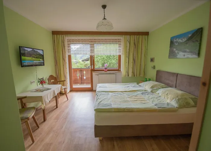 Lindenhof**, Pensjonat 3*